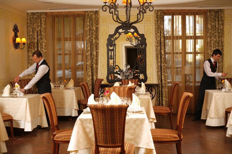 Leopolis Hotel Restaurant billede